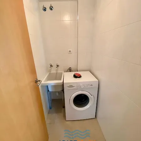 Apartbeach Aquaria Climatizado Parking Y Centrico * Salou